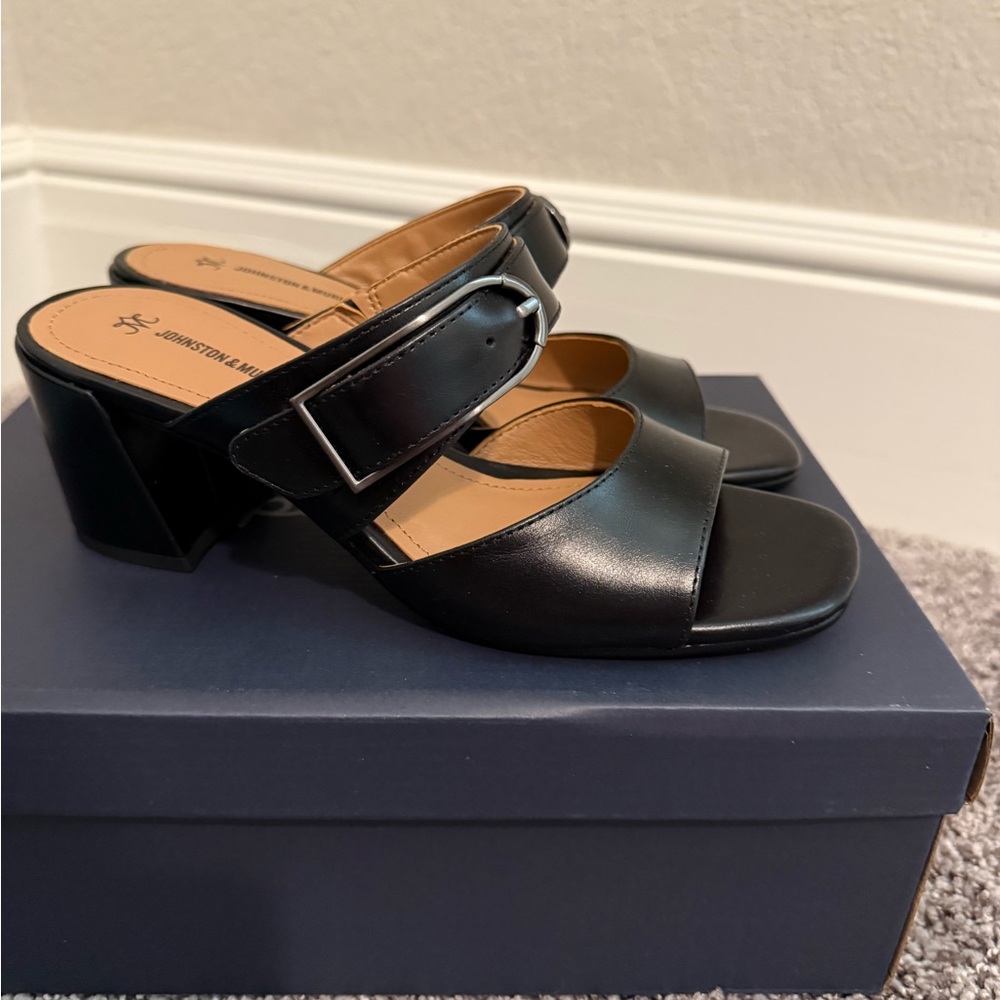 Johnston & Murphy Everly Black Leather Buckle Slide Mules